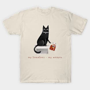 Cartoon black cat throwing off a jar of tomatoes with the inscription "My tomatoes - my weapon." T-Shirt